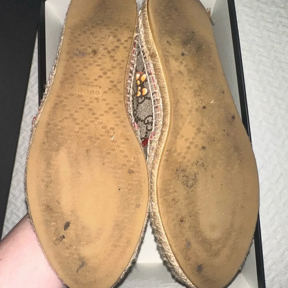 Gucci Women's Espadrilles - Red and Green GG Supreme Size 8.5